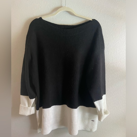 Black and white off the shoulder sweater. XL - Picture 1 of 3